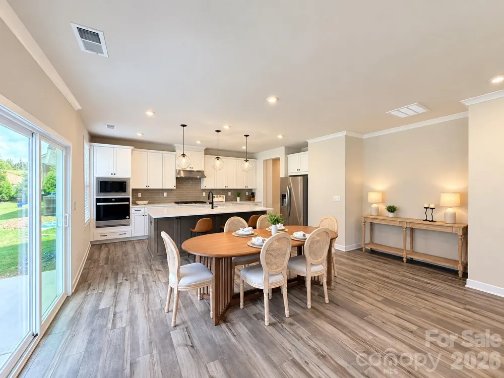 5132 Glenwalk Drive Charlotte, NC 28269