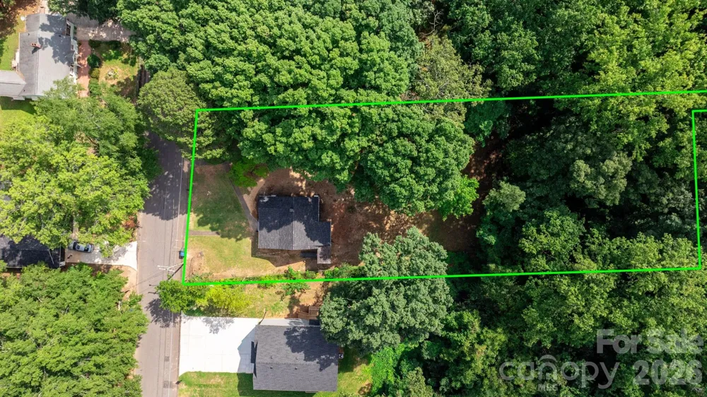 112 10th Avenue SE Hickory, NC 28602
