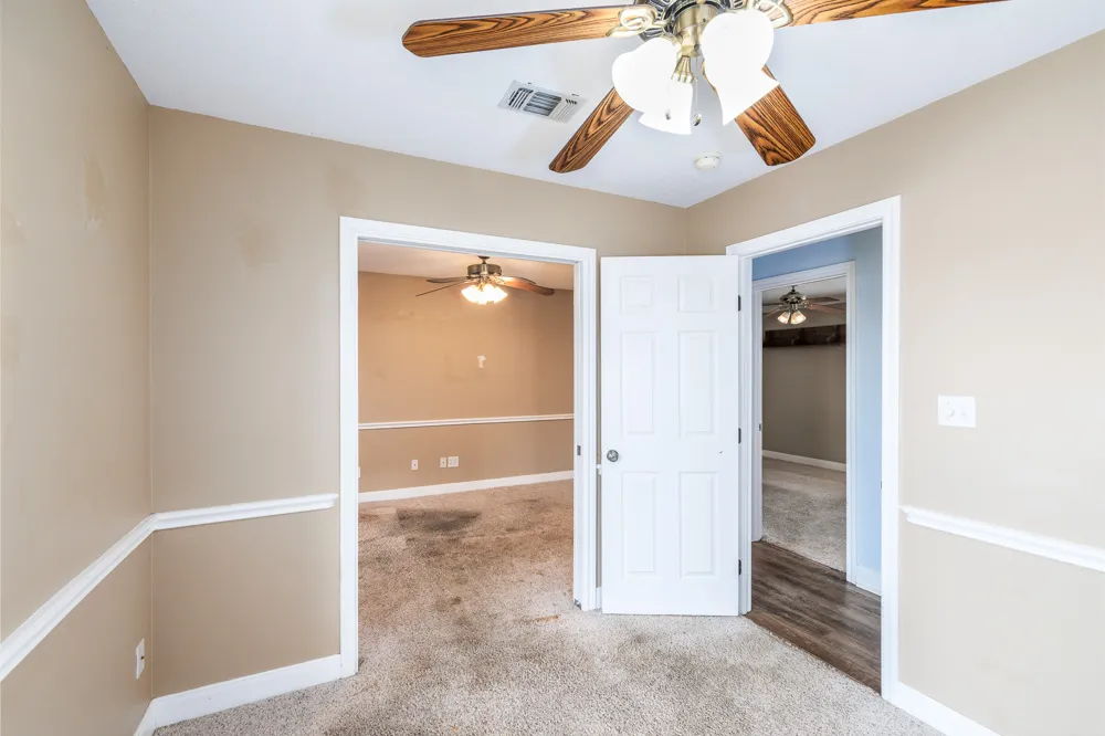 1506 Harwood Road Luling, TX 78648