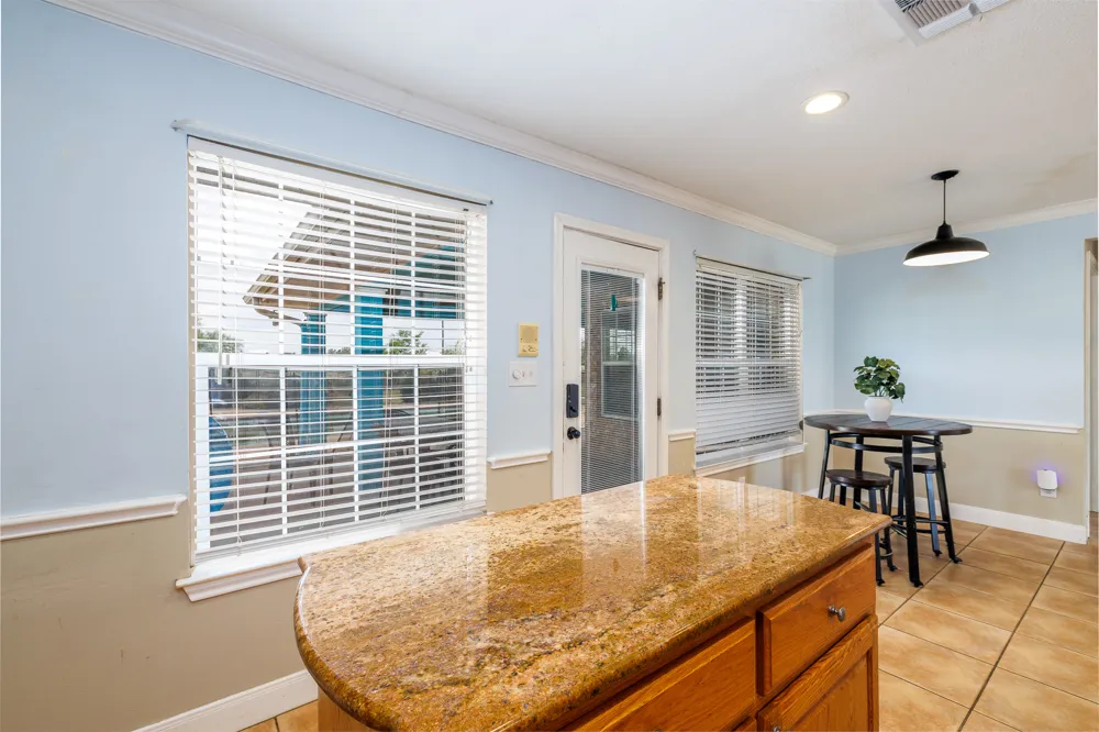 1506 Harwood Road Luling, TX 78648