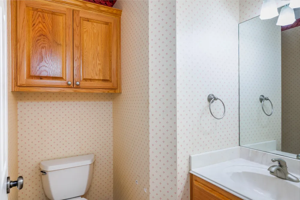 1506 Harwood Road Luling, TX 78648