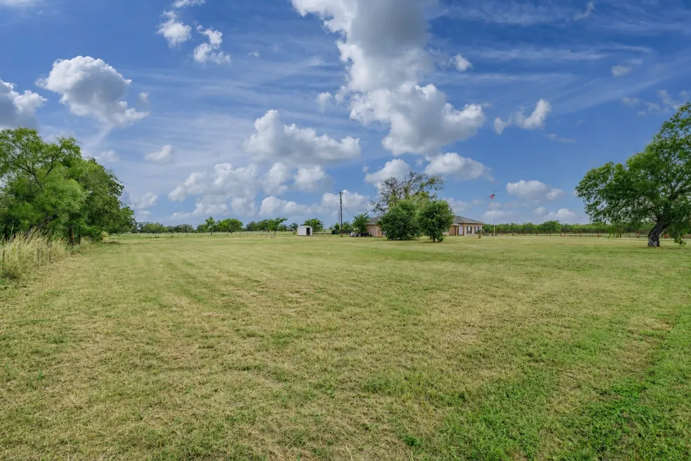 1506 Harwood Road Luling, TX 78648