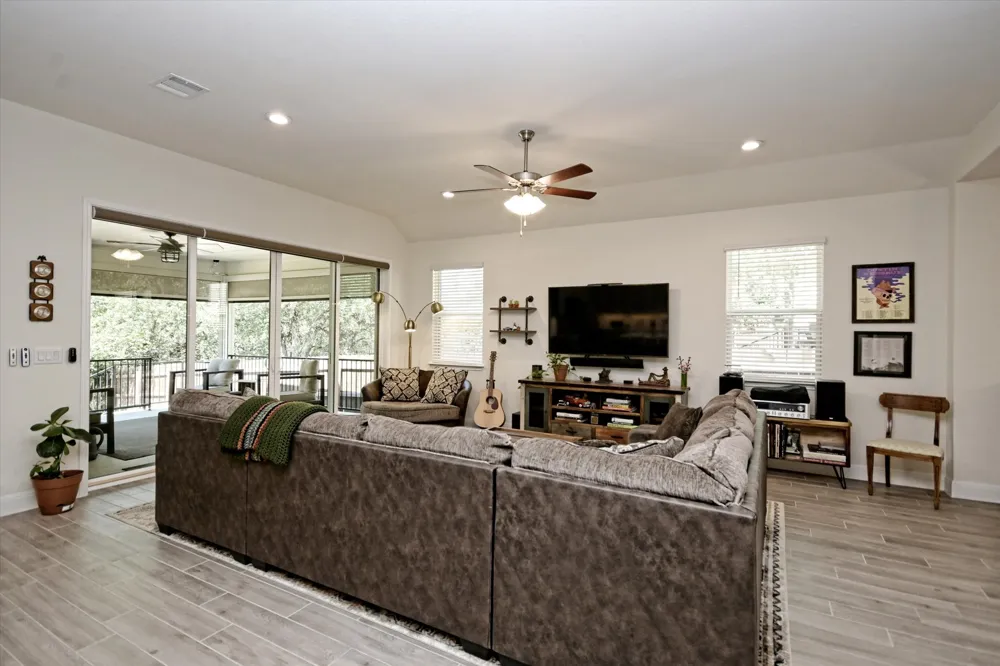 2313 Bridges Ranch Road Georgetown, TX 78628