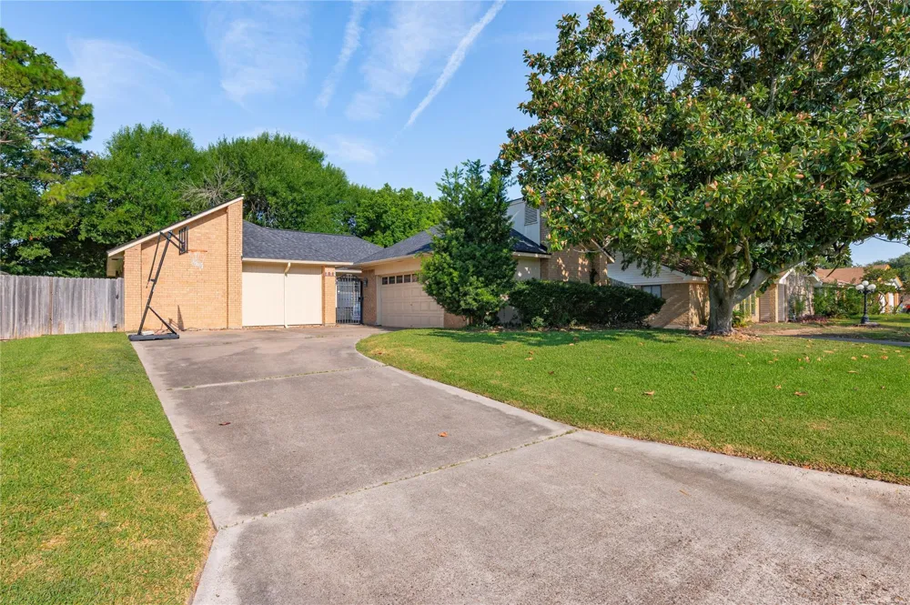 2701 20th Street Texas City, TX 77590