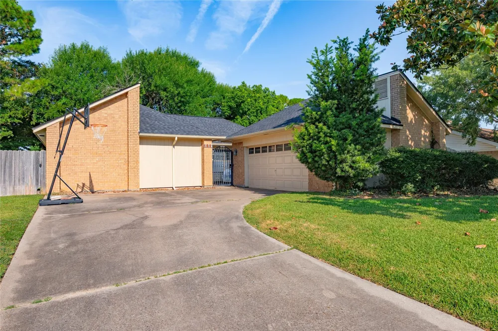 2701 20th Street Texas City, TX 77590