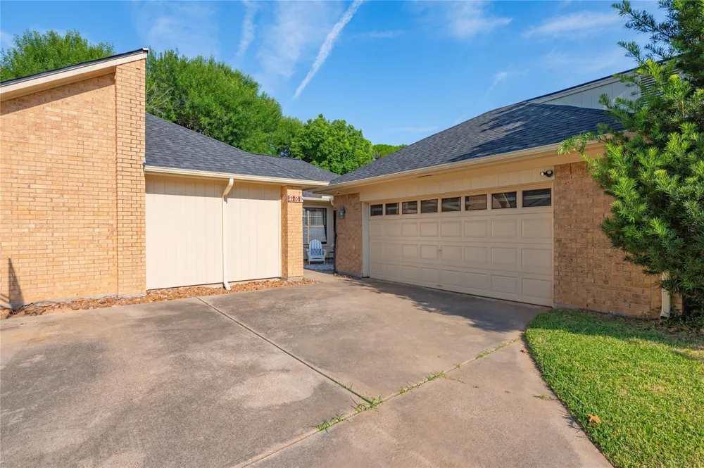 2701 20th Street Texas City, TX 77590