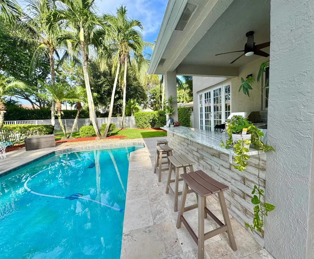6566 Marbletree Lane Lake Worth, FL 33467