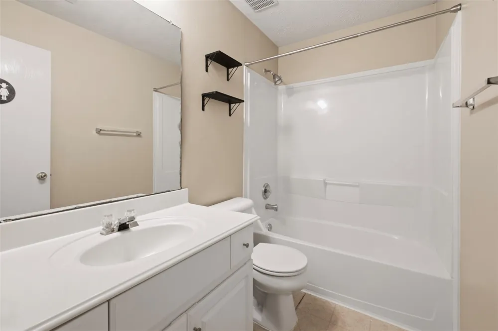 8011 Ginger Park Drive Baytown, TX 77521
