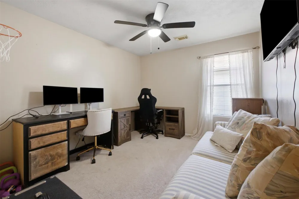 8011 Ginger Park Drive Baytown, TX 77521