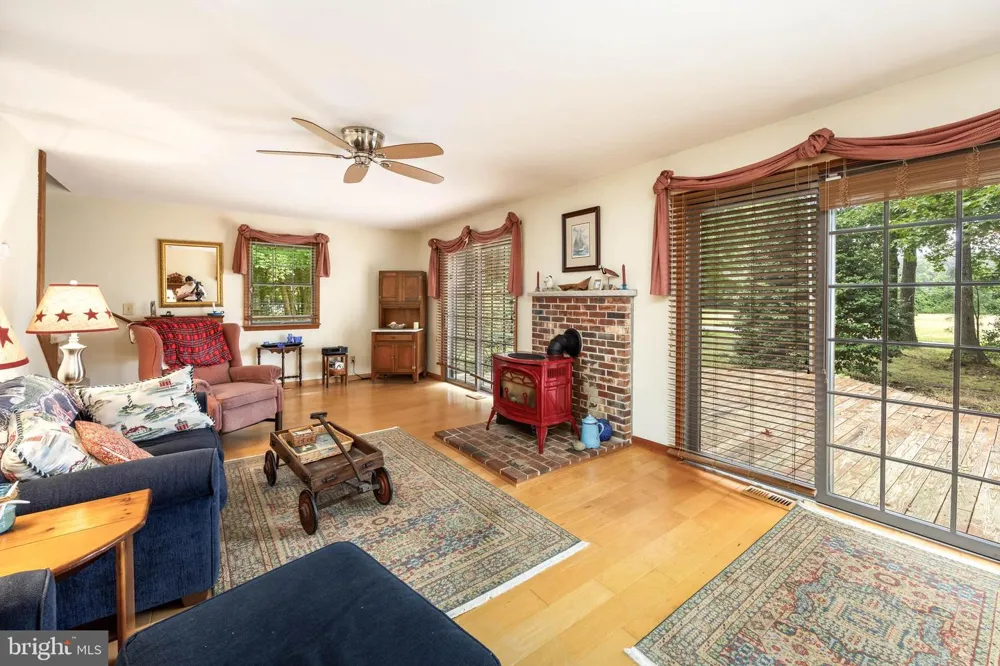 10376 GEORGETOWN ROAD Berlin, MD 21811