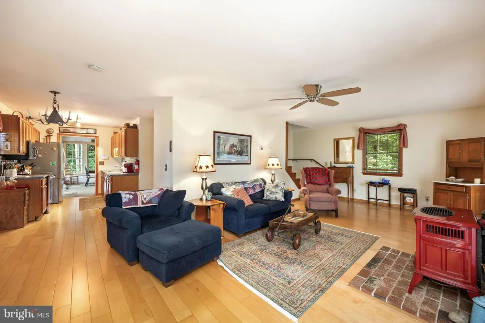 10376 GEORGETOWN ROAD Berlin, MD 21811