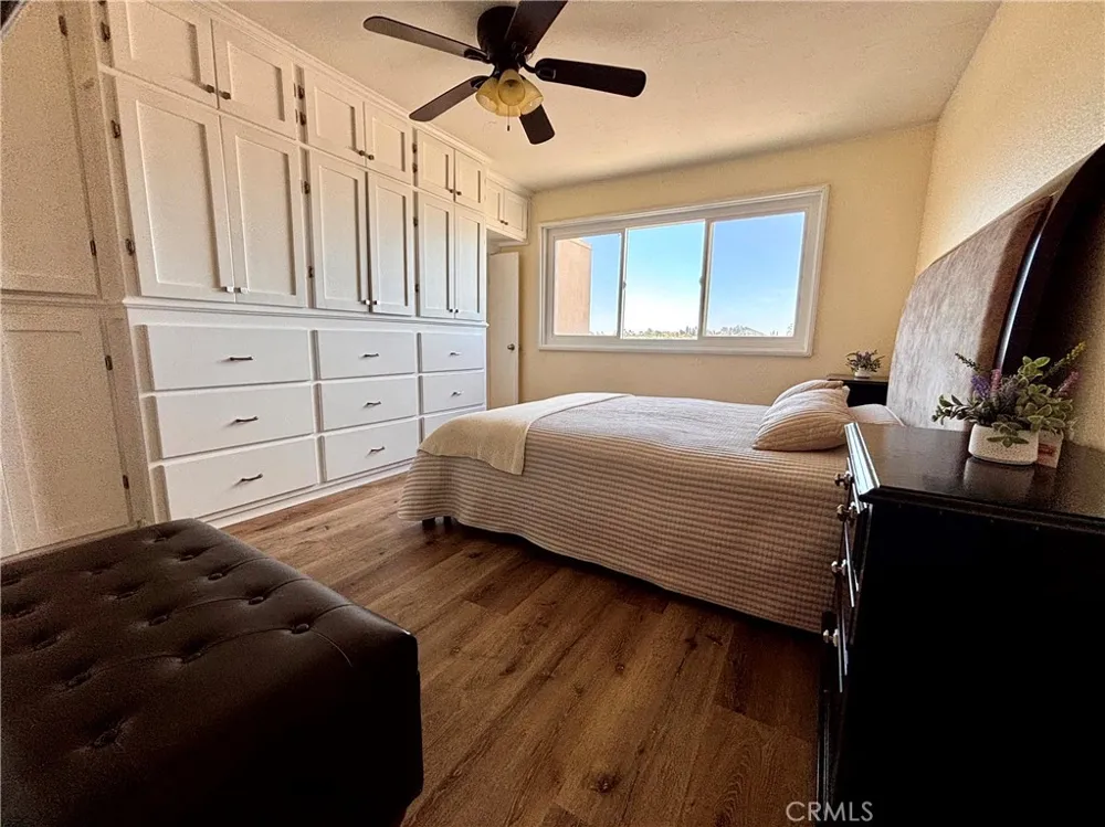 27886 Violet Mission Viejo, CA 92691