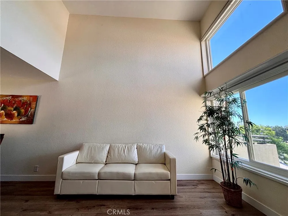 27886 Violet Mission Viejo, CA 92691