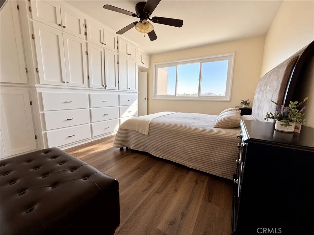 27886 Violet Mission Viejo, CA 92691