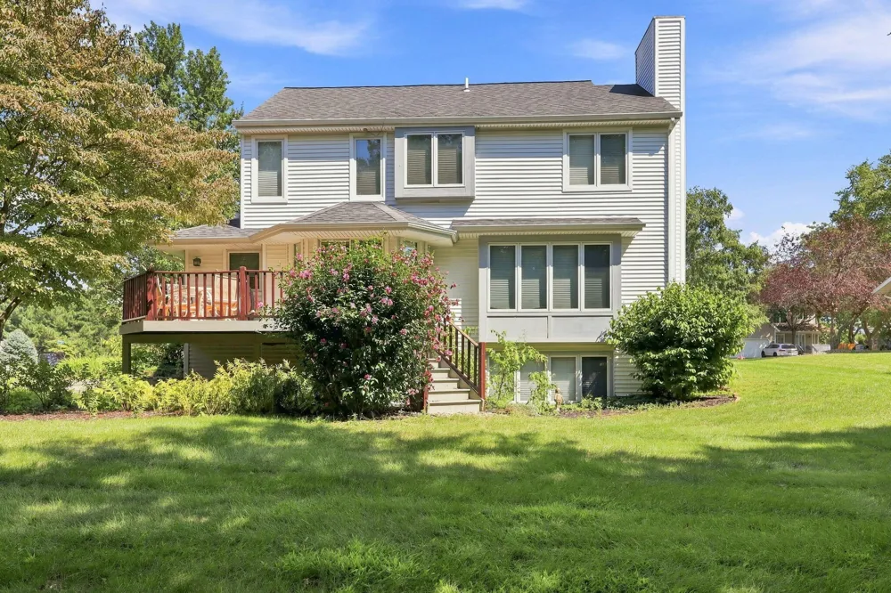 9770 Concord Row Bridgman, MI 49106