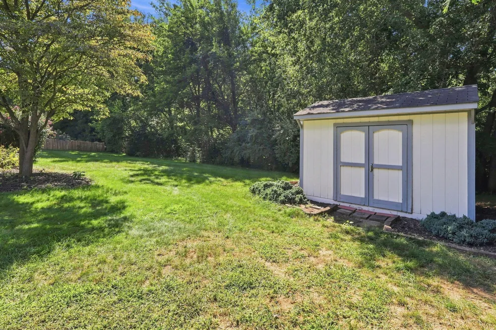 9770 Concord Row Bridgman, MI 49106