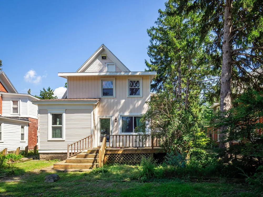 210 S Elm Street Three Oaks, MI 49128