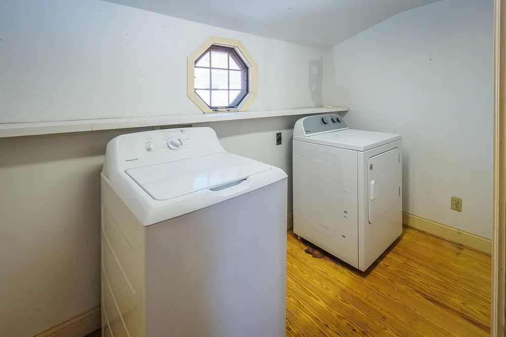 210 S Elm Street Three Oaks, MI 49128