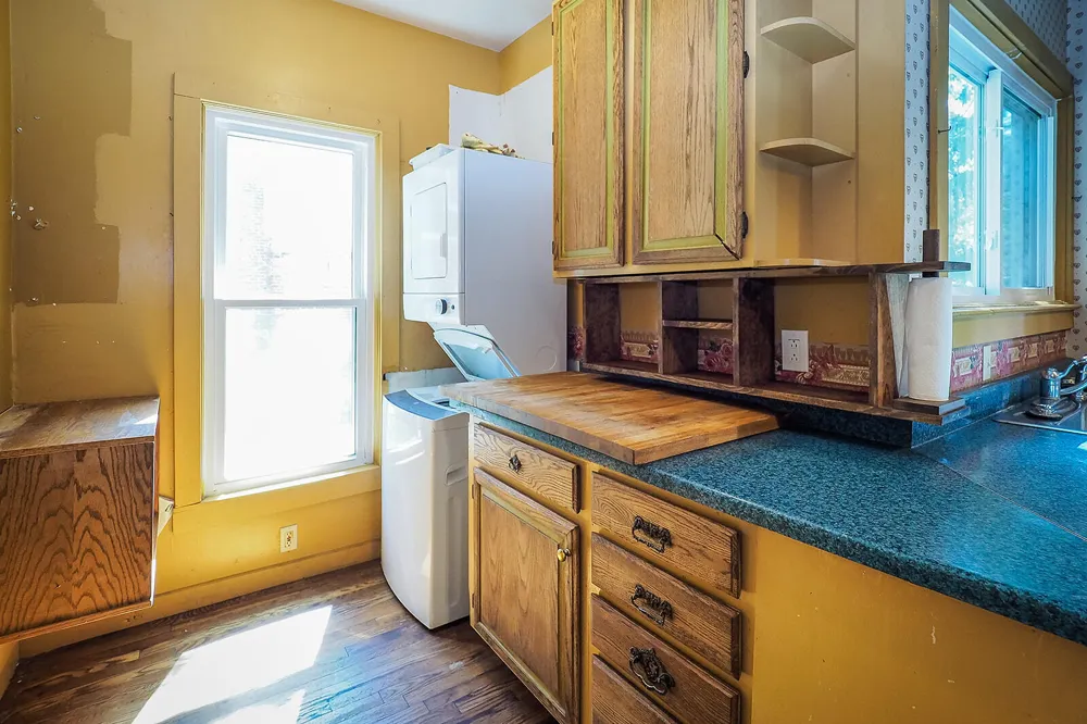 210 S Elm Street Three Oaks, MI 49128