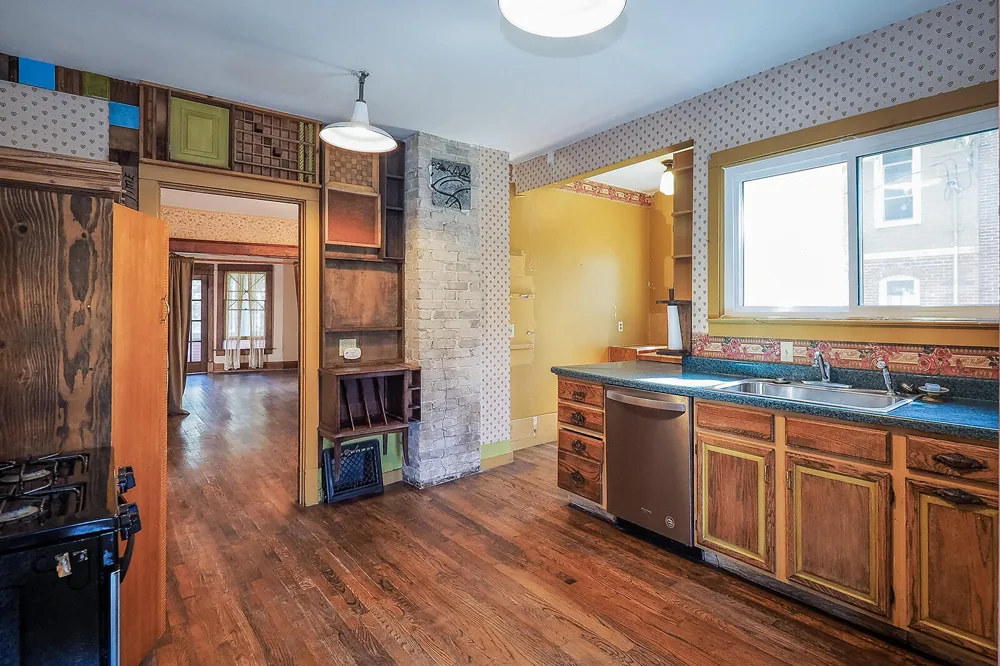 210 S Elm Street Three Oaks, MI 49128