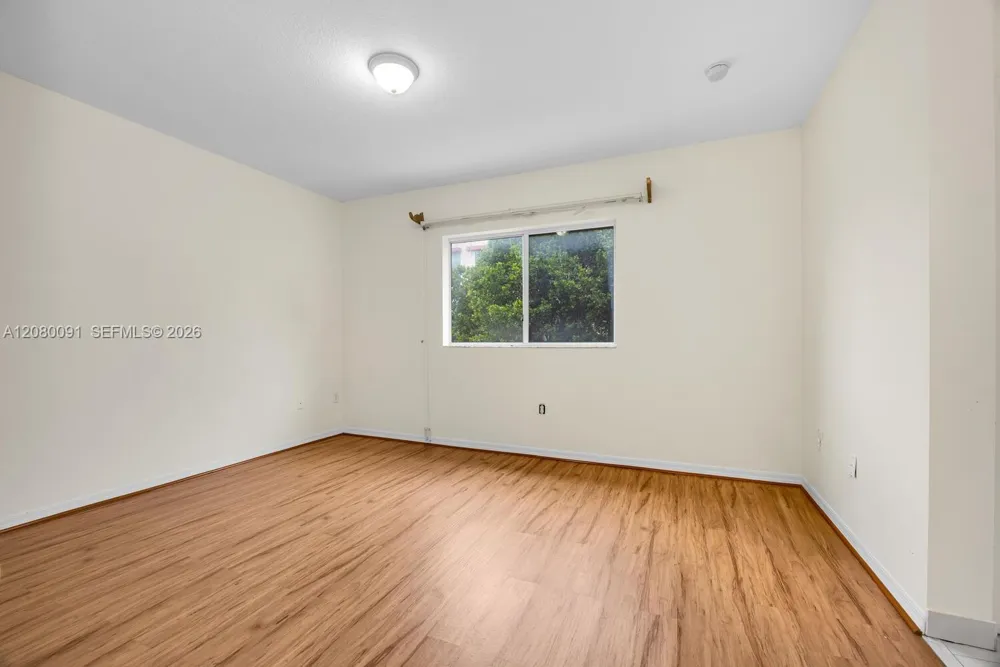 8441 SW 124 AV #104 Miami, FL 33183