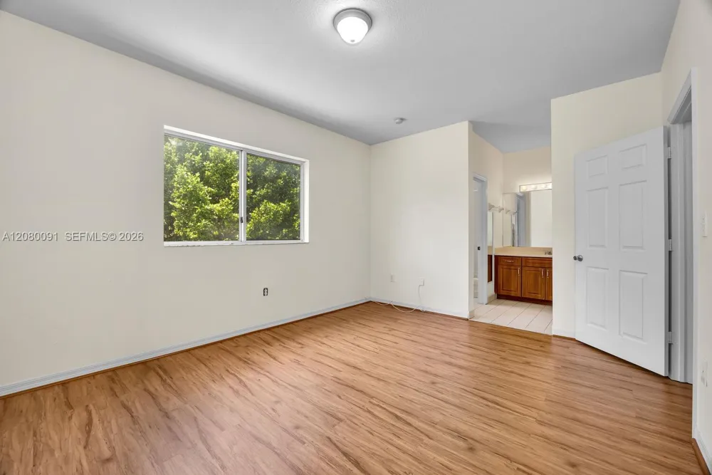 8441 SW 124 AV #104 Miami, FL 33183