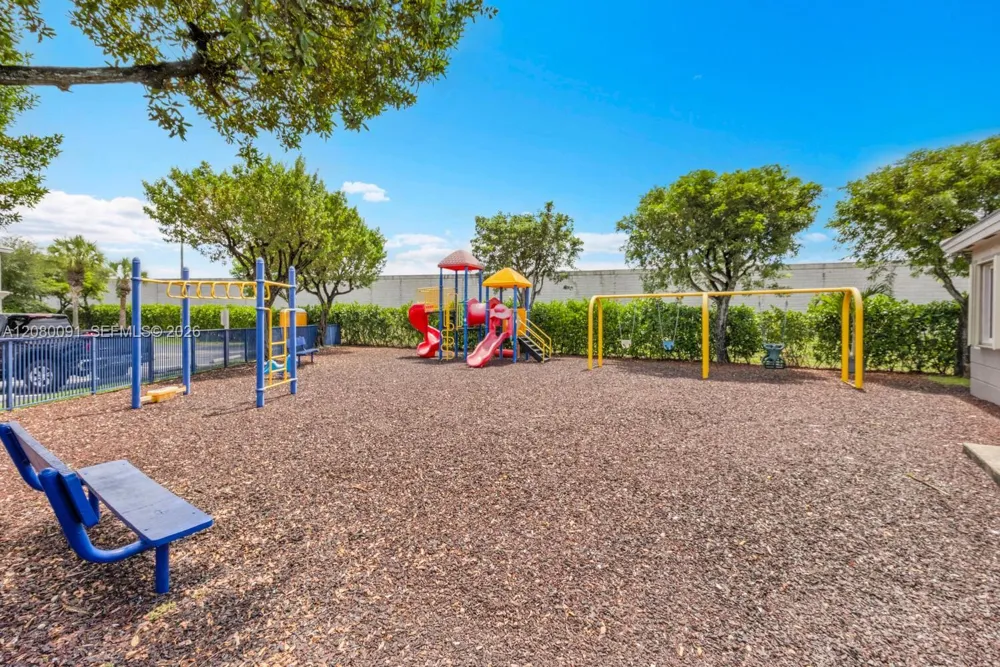 8441 SW 124 AV #104 Miami, FL 33183