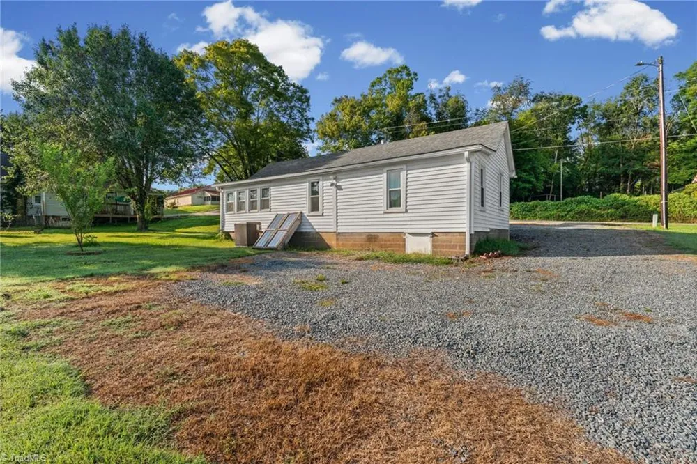 3847 S Friendship Road Germanton, NC 27019