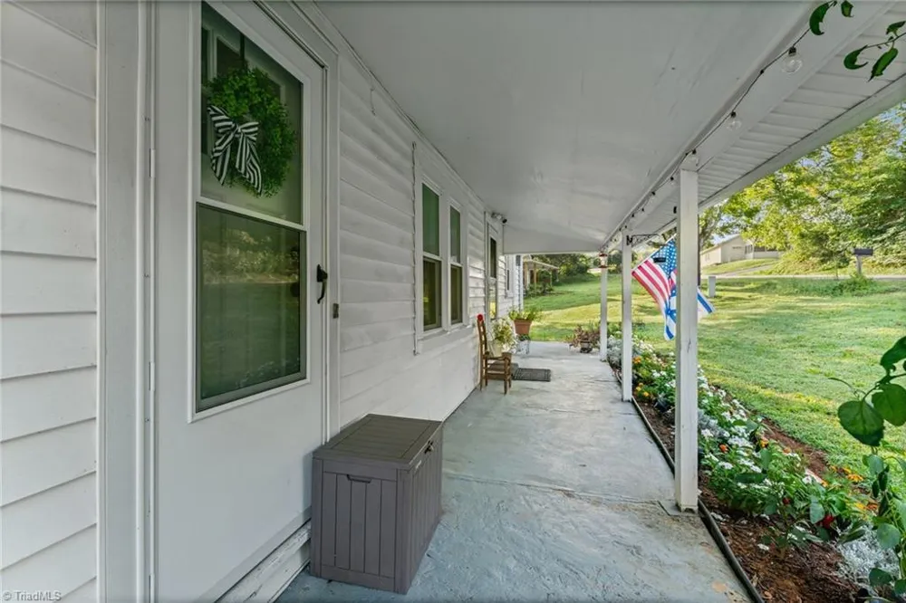 3847 S Friendship Road Germanton, NC 27019