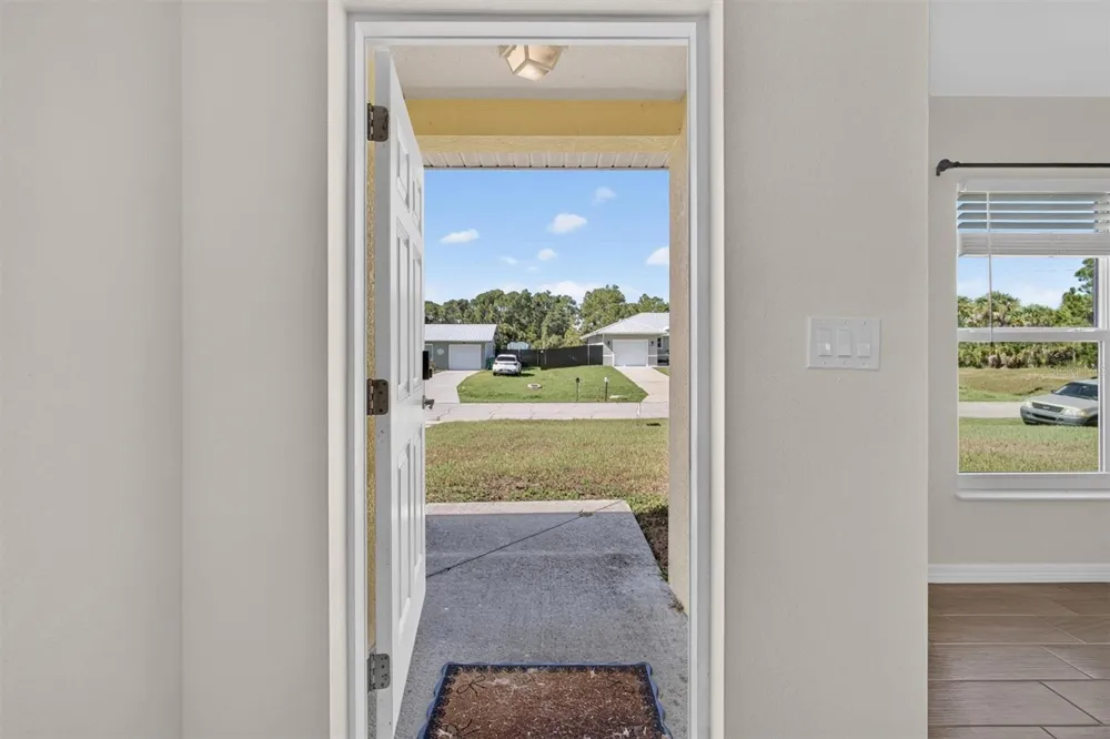 5008 S OBISPO CIRCLE Labelle, FL 33935