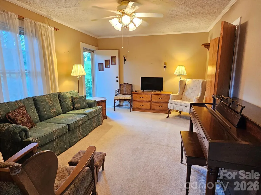 5086 Burkemont Road Morganton, NC 28655