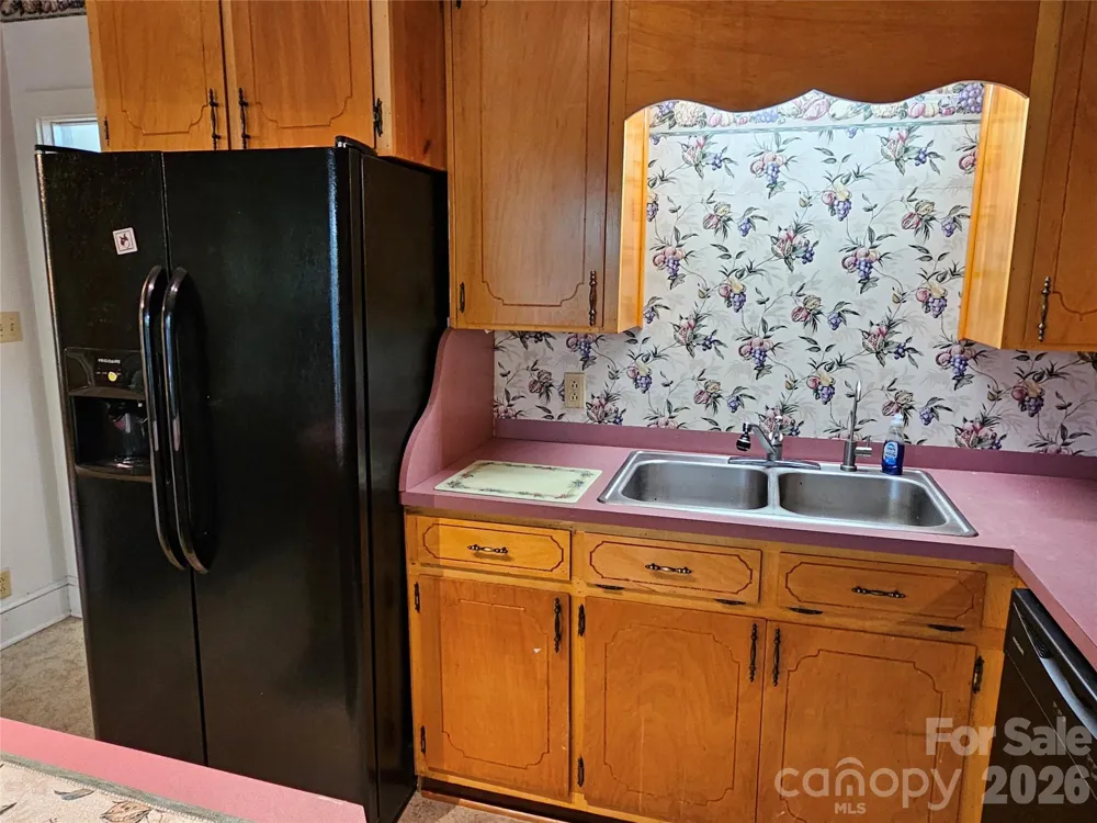 5086 Burkemont Road Morganton, NC 28655