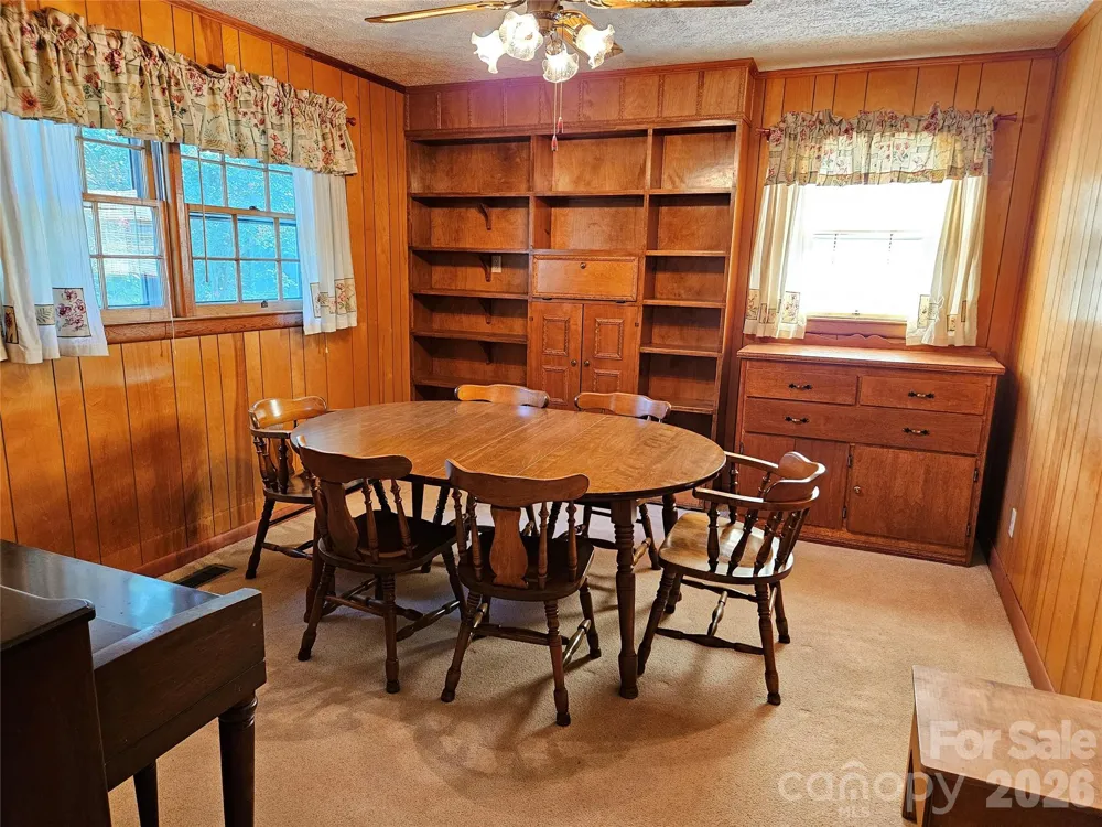 5086 Burkemont Road Morganton, NC 28655