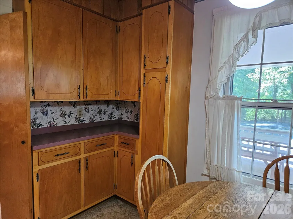 5086 Burkemont Road Morganton, NC 28655