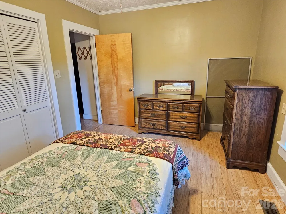 5086 Burkemont Road Morganton, NC 28655