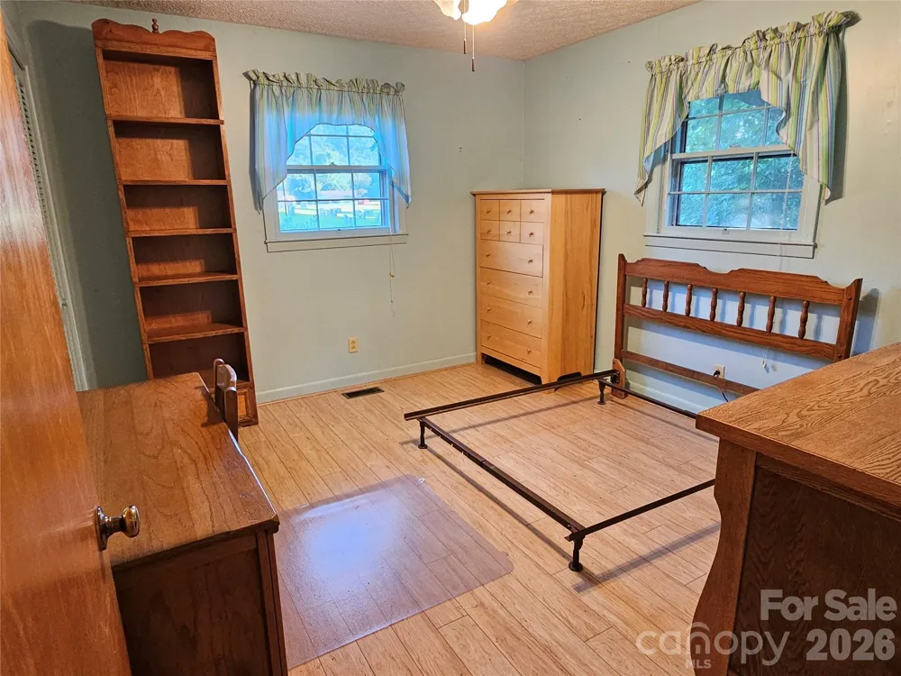 5086 Burkemont Road Morganton, NC 28655