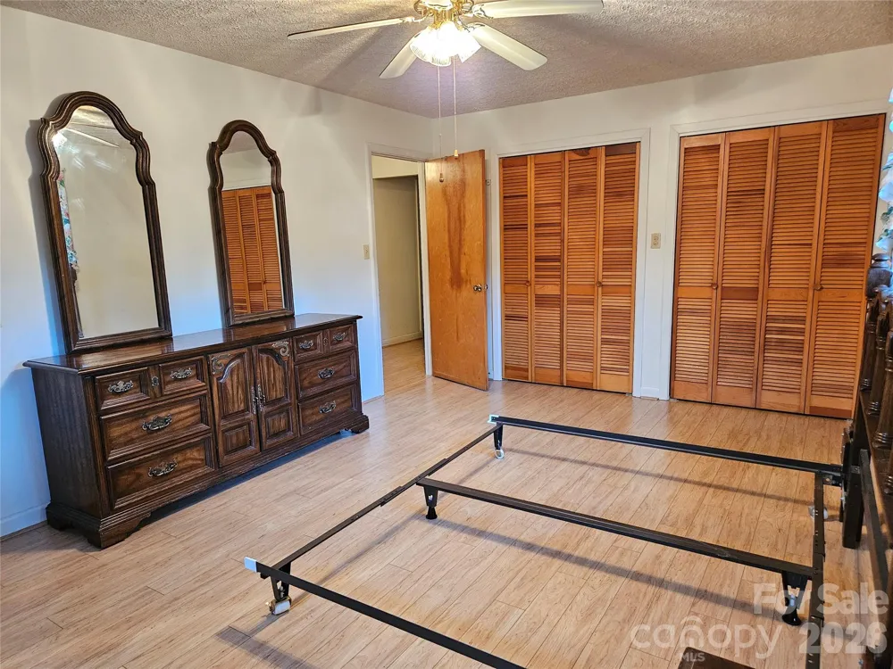 5086 Burkemont Road Morganton, NC 28655