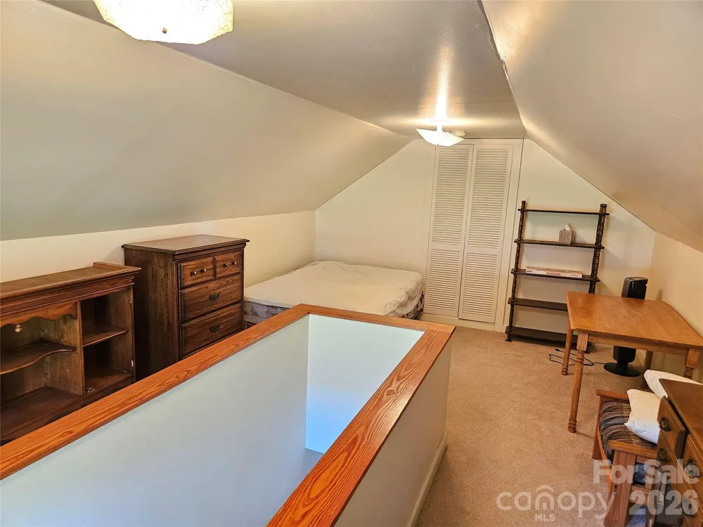 5086 Burkemont Road Morganton, NC 28655