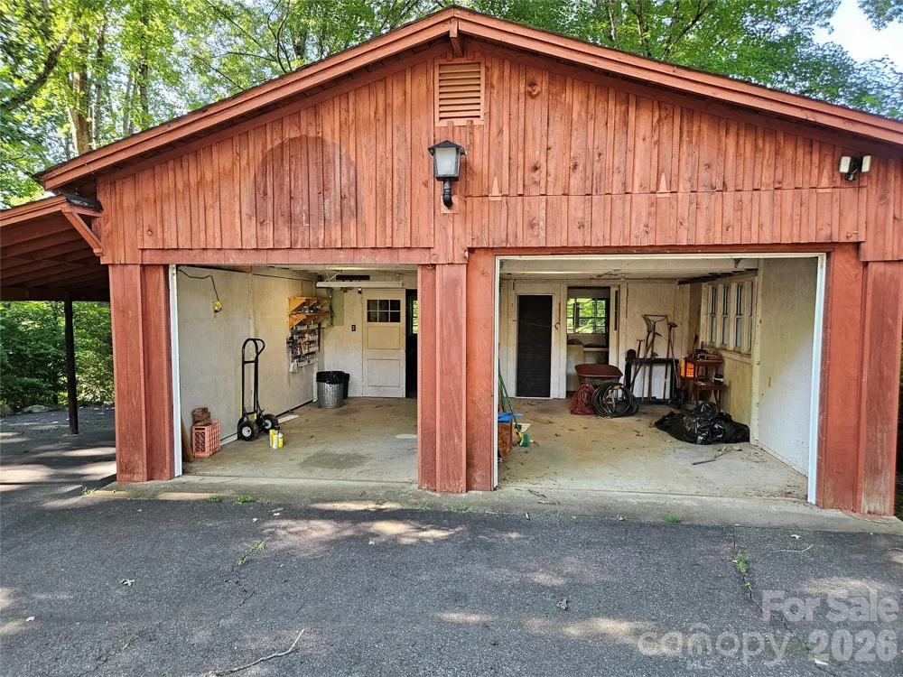 5086 Burkemont Road Morganton, NC 28655