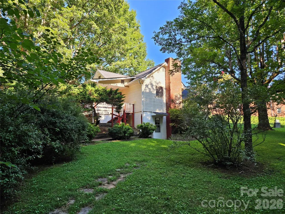 5086 Burkemont Road Morganton, NC 28655