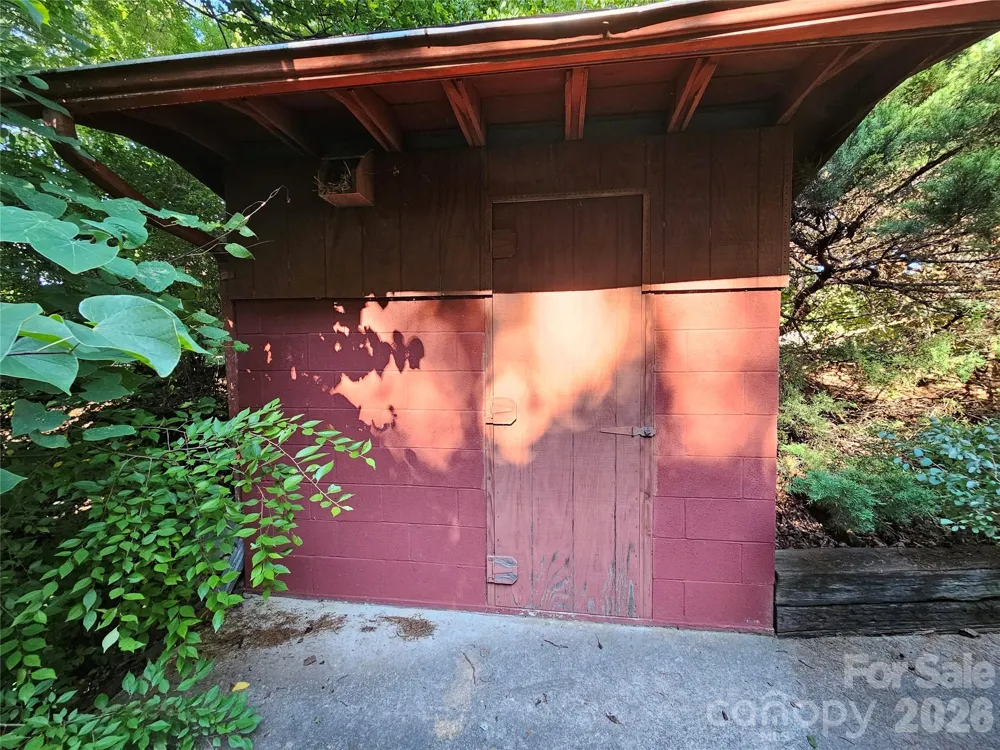 5086 Burkemont Road Morganton, NC 28655