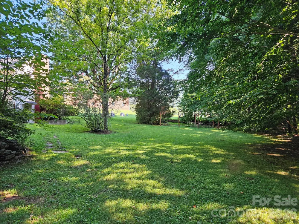 5086 Burkemont Road Morganton, NC 28655