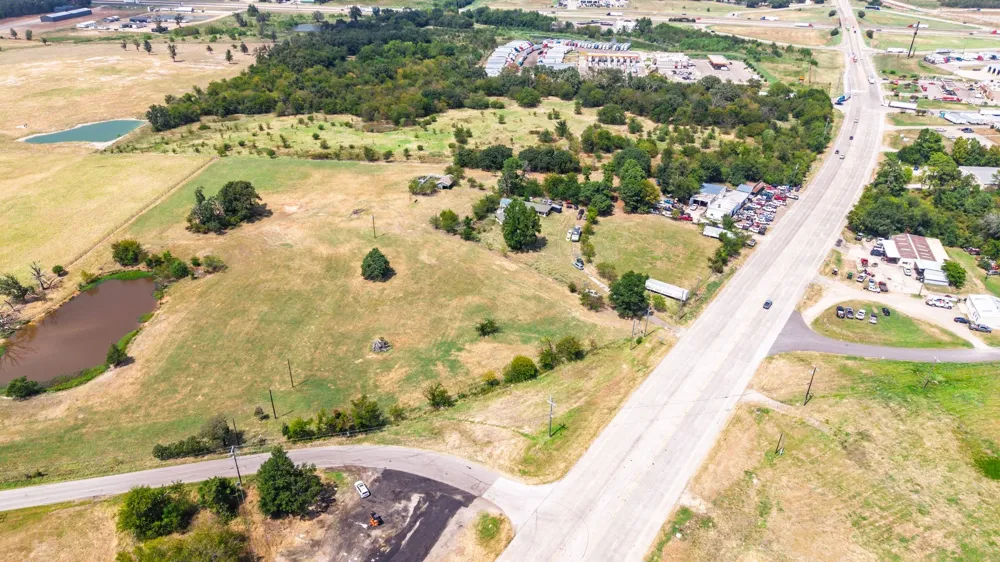 1351 S State Highway 19 Sulphur Springs, TX 75440