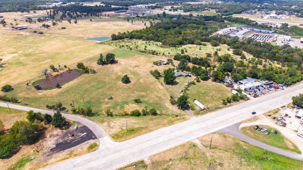 1351 S State Highway 19 Sulphur Springs, TX 75440