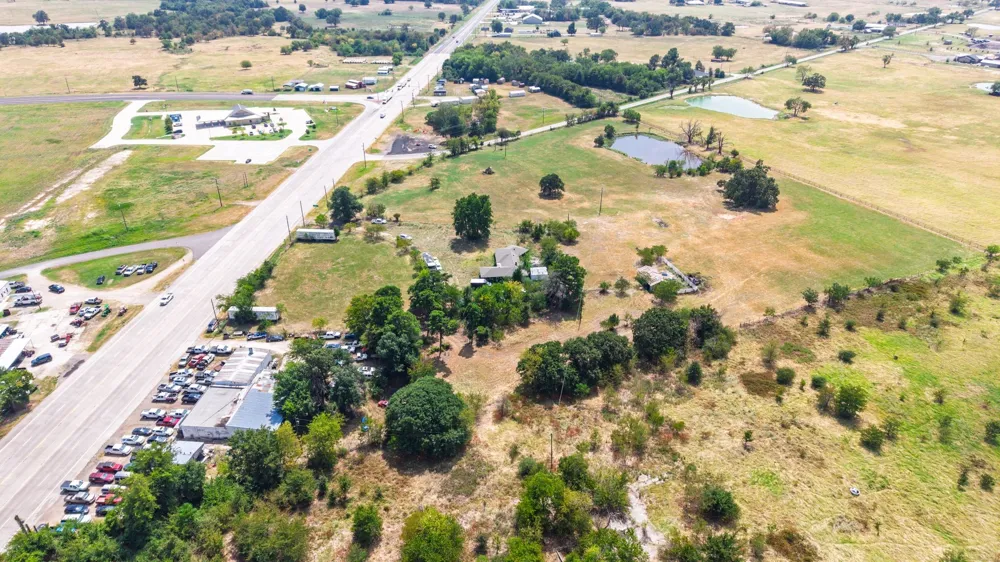 1351 S State Highway 19 Sulphur Springs, TX 75440