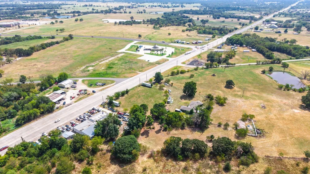 1351 S State Highway 19 Sulphur Springs, TX 75440