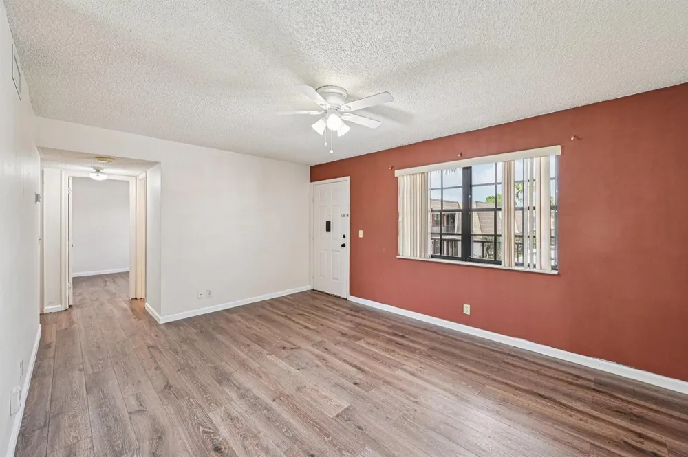 4682 OAK TERRACE DRIVE #4682 