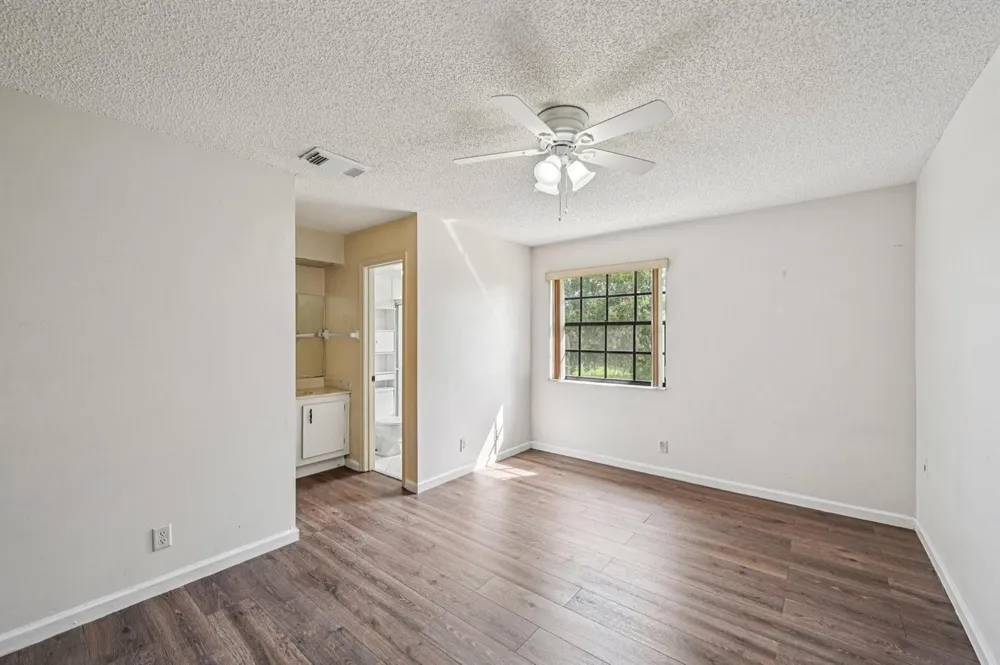 4682 OAK TERRACE DRIVE #4682 