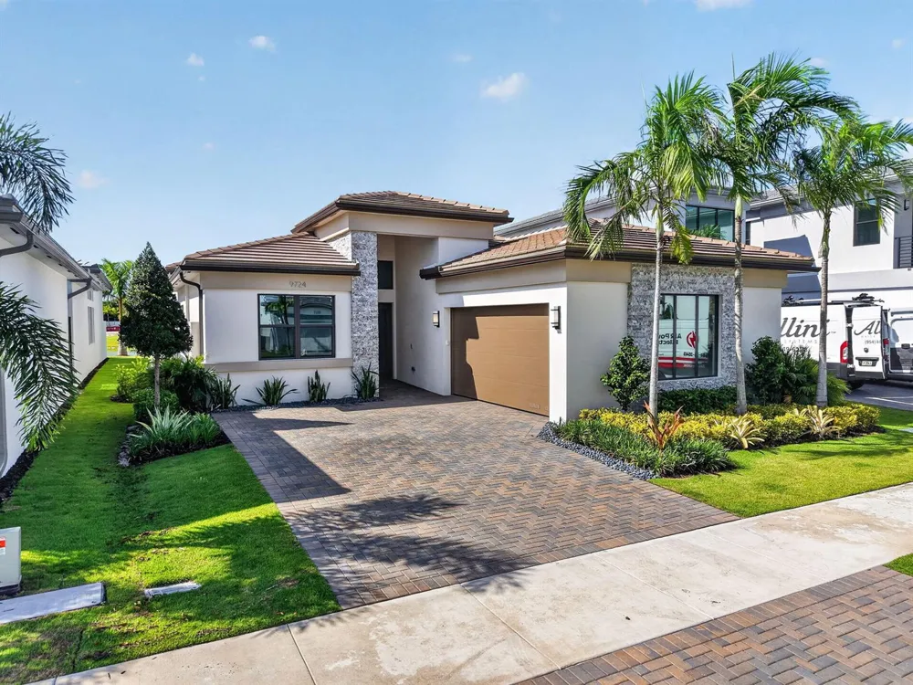 9724 JUNIPER BAY AVENUE Boca Raton, FL 33434