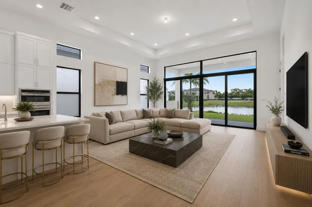 9724 JUNIPER BAY AVENUE Boca Raton, FL 33434